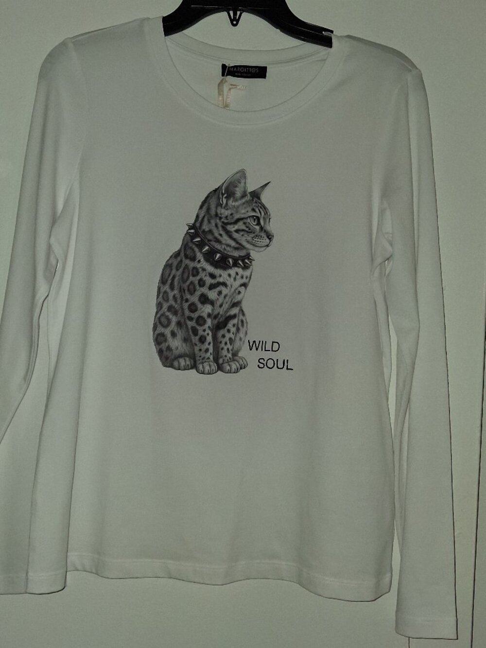 NWT Margittes White "Wild Soul" Cat Graphic Long Sleeve Tee - Size M